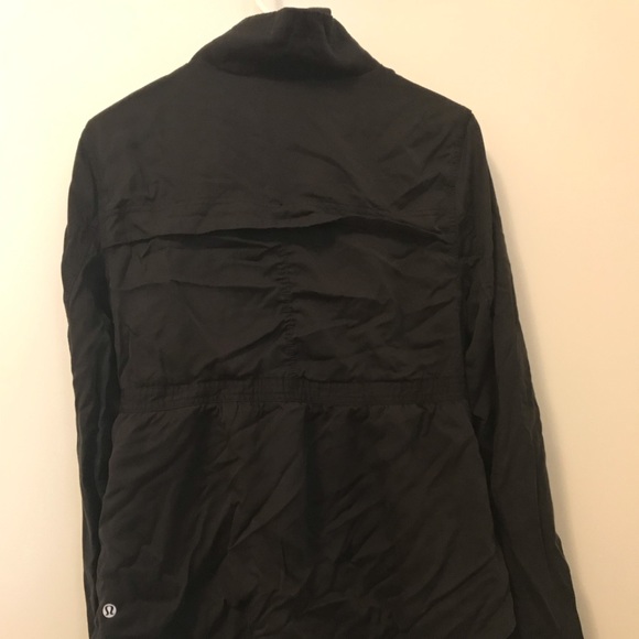 Lululemon reversible jacket - Picture 3 of 6